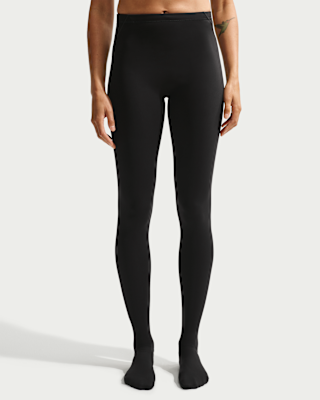 NikeSKIMS Matte Women's High-Waisted Footsie Grip Leggings. Nike.com